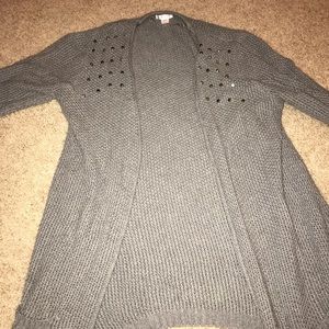 Gray knitted cardigan